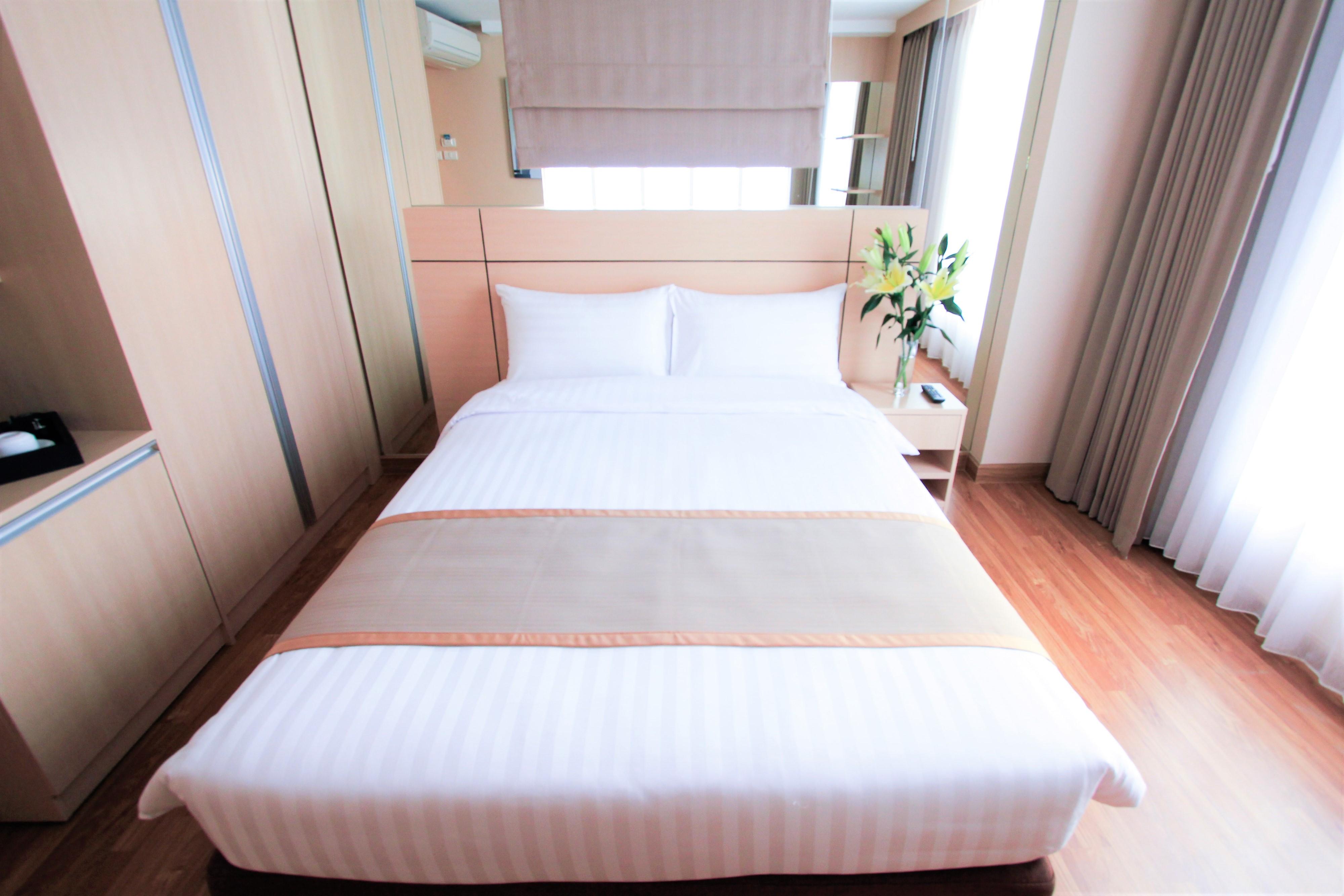Petals Inn Bangkok Exterior photo