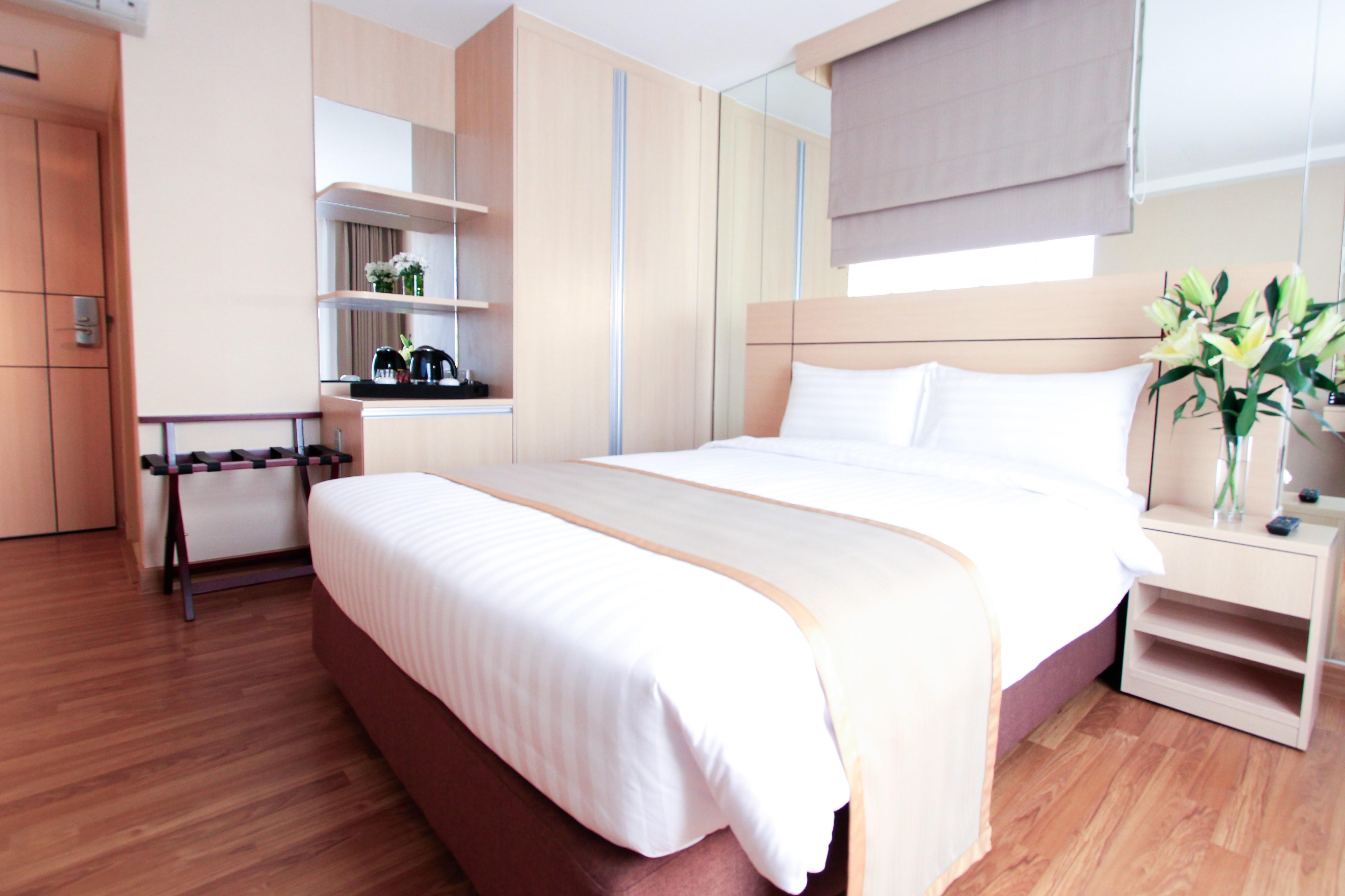 Petals Inn Bangkok Exterior photo